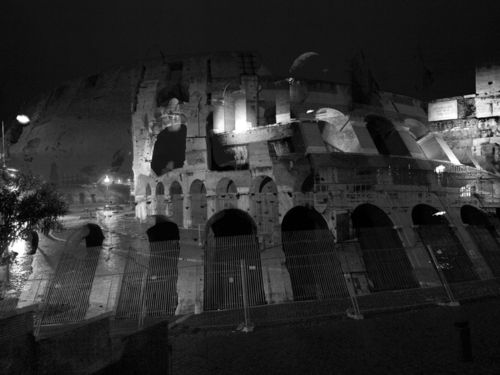 Paseo nocturno alrededor del Coliseo 8. 2016