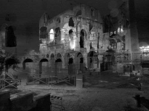 Paseo nocturno alrededor del Coliseo 10. 2016