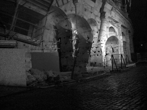 Paseo nocturno alrededor del Coliseo 16. 2016